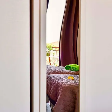 Welcome Traveller Divine Cecile Gæstehus Garda (Verona)