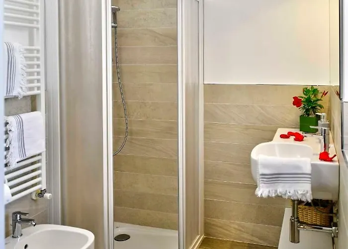 Welcome Traveller Divine Cecile 招待所 4*