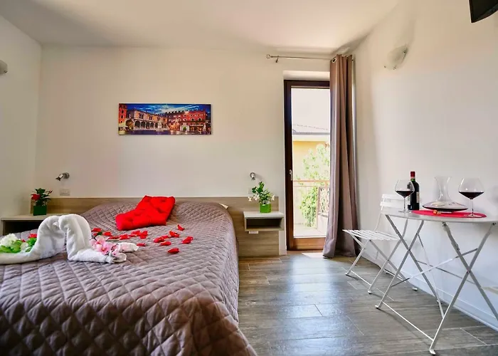 Penzion Welcome Traveller Divine Cecile 4*