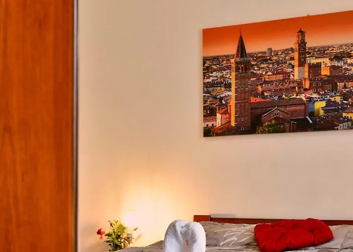 Welcome Traveller Divine Cecile Garda (Verona)