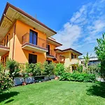 Welcome Traveller Divine Cecile 4* Garda (Verona)